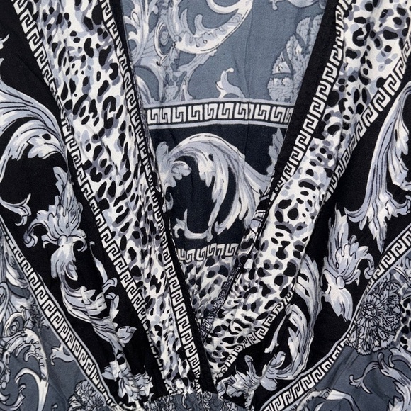 Chic Asymmetrical Dress in Navy Blue and Gray - Picture 4 of 6